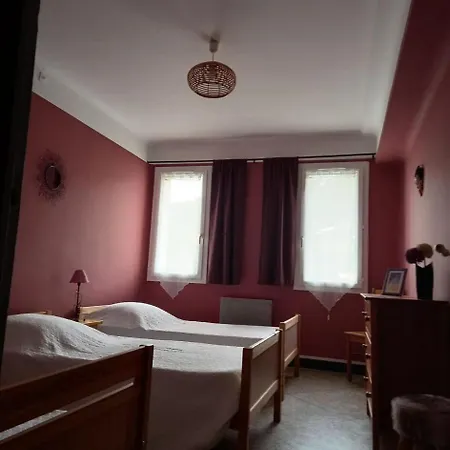 Le Poujol - Maison 5 Pieces 12 Personnes Mae-2323 * L'Estrechure